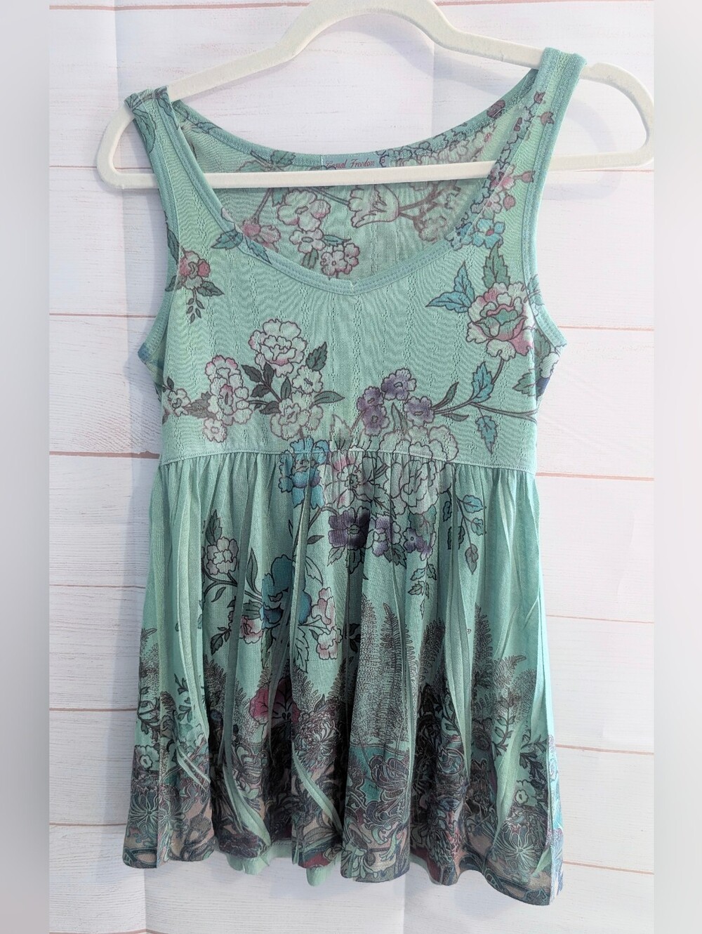 Nwot Casual Freedom Silk Blend Floral Pattern Baby Doll Tank 😍 Size Small